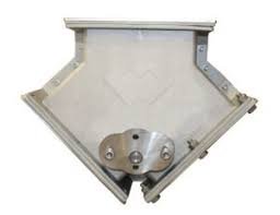 Van Chuyển Hướng Dạng Cánh